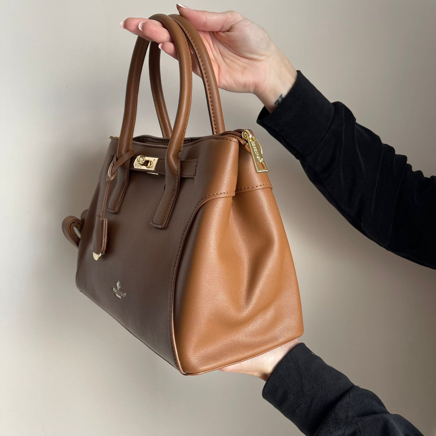 Borsa Mira