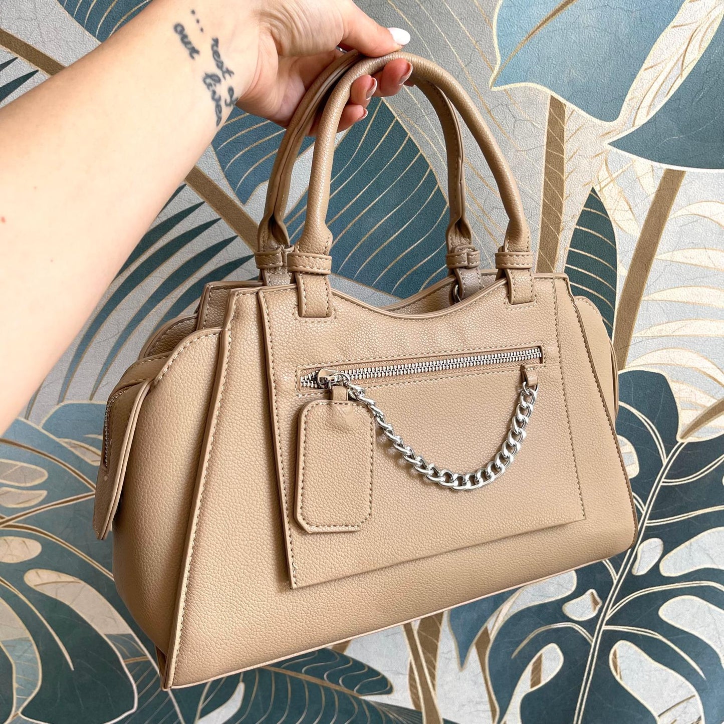 Borsa Cassandra
