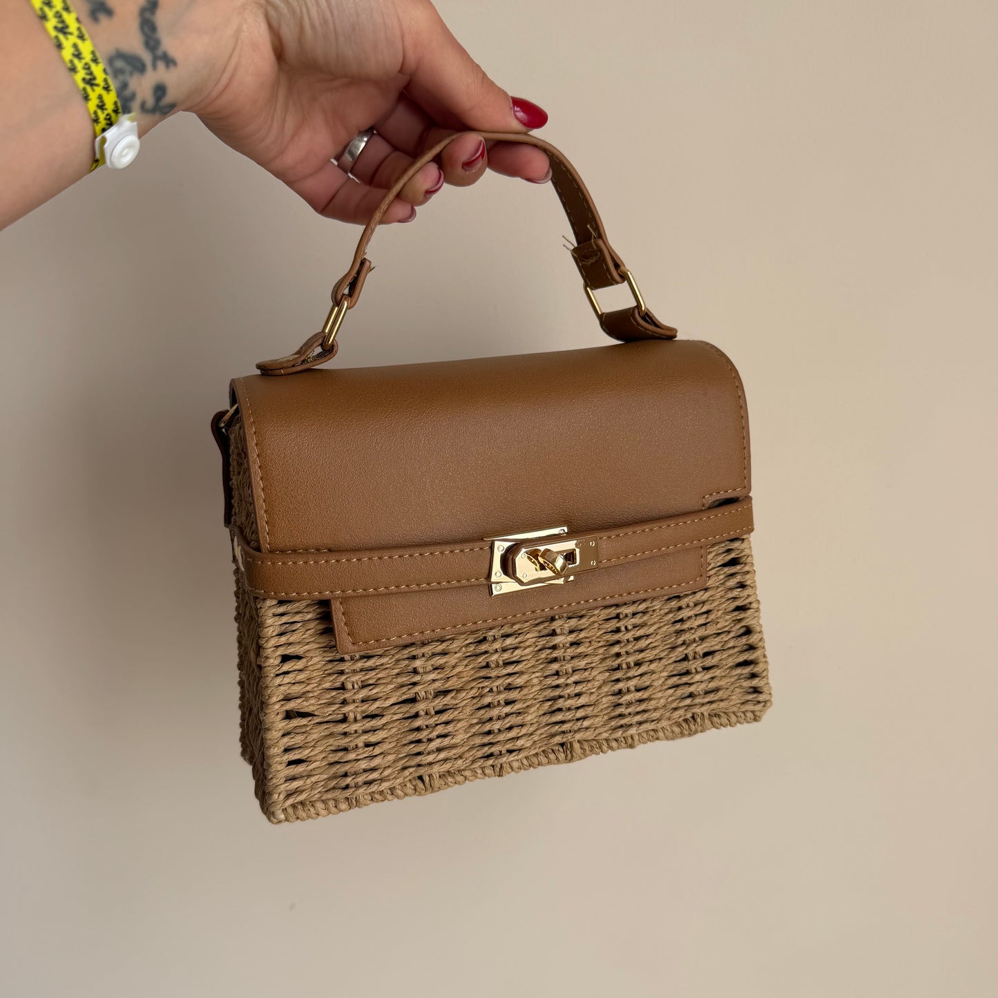 Borsa Livia