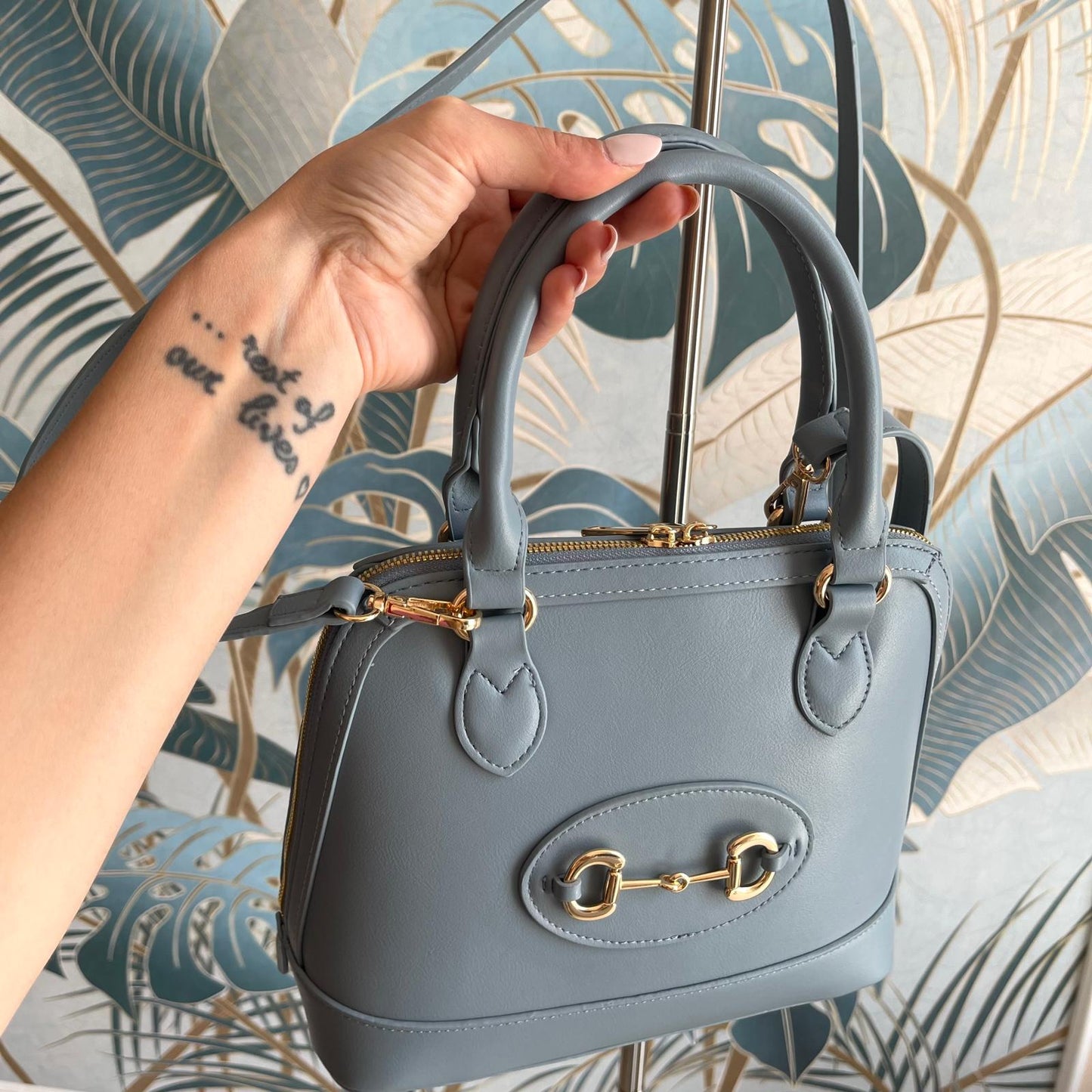 Borsa Lady