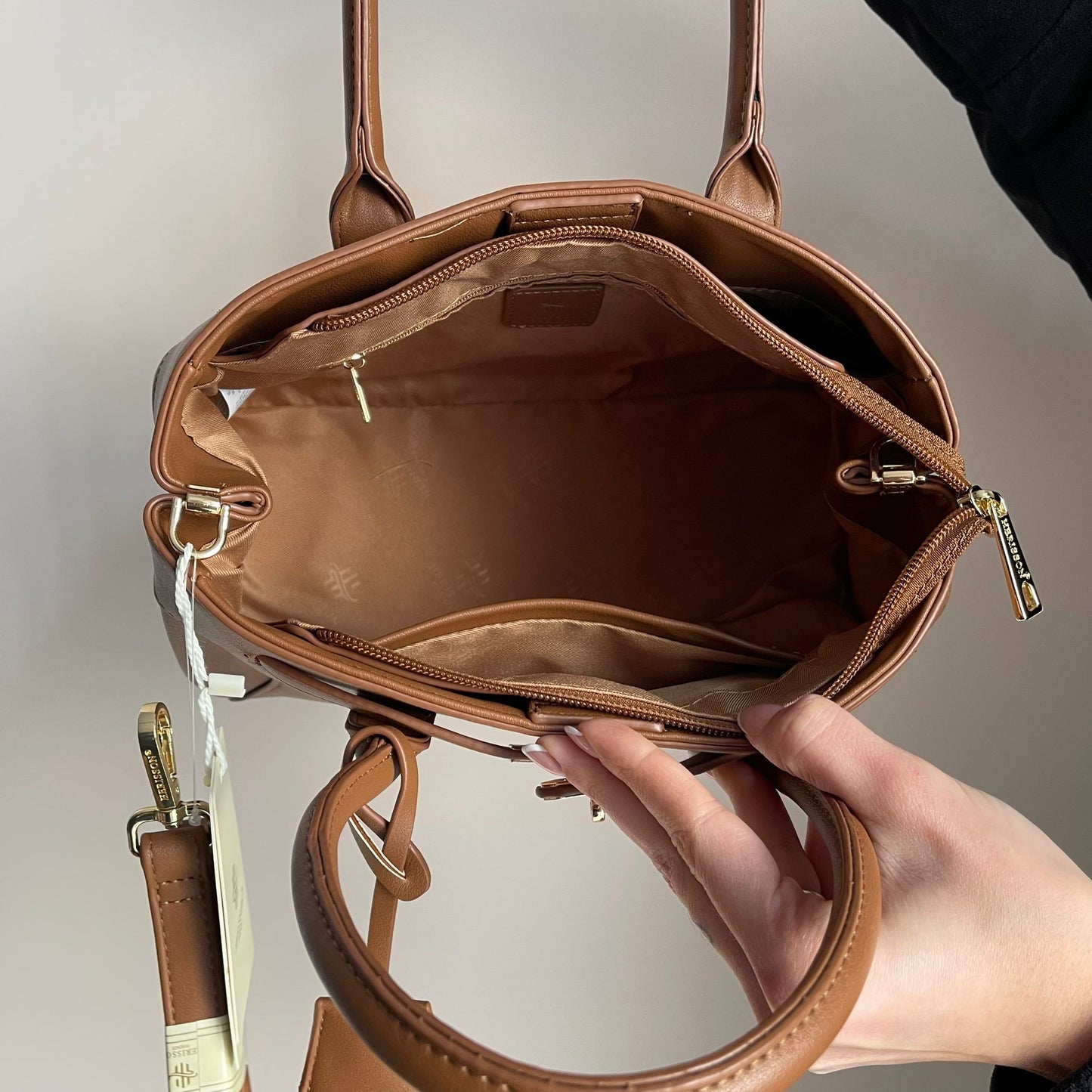 Borsa Mira