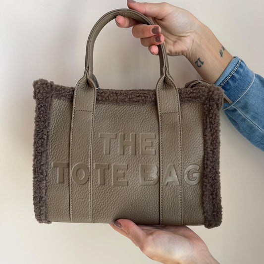 Medium Tote Teddy