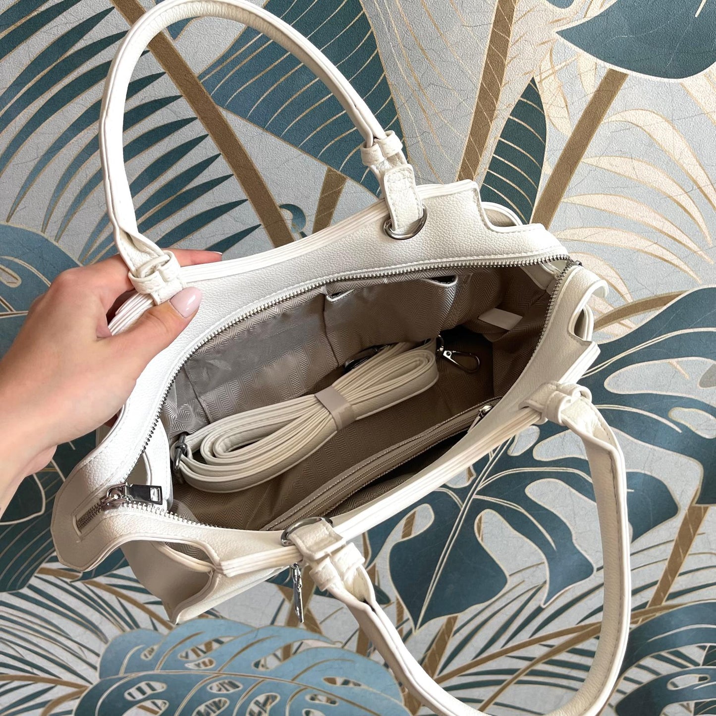 Borsa Cassandra