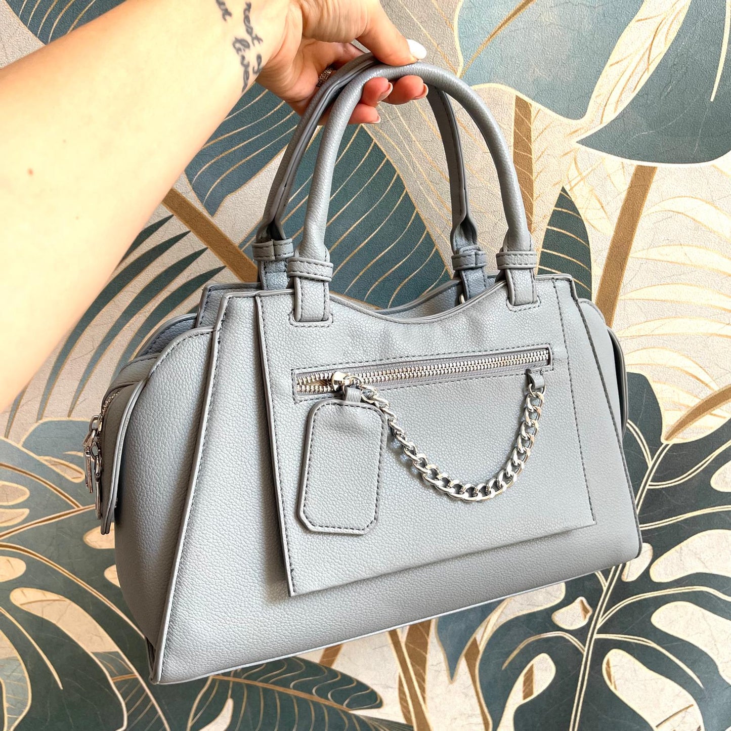 Borsa Cassandra